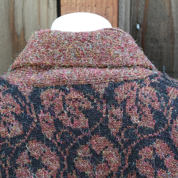 Cardigan - Picture 3 of 9